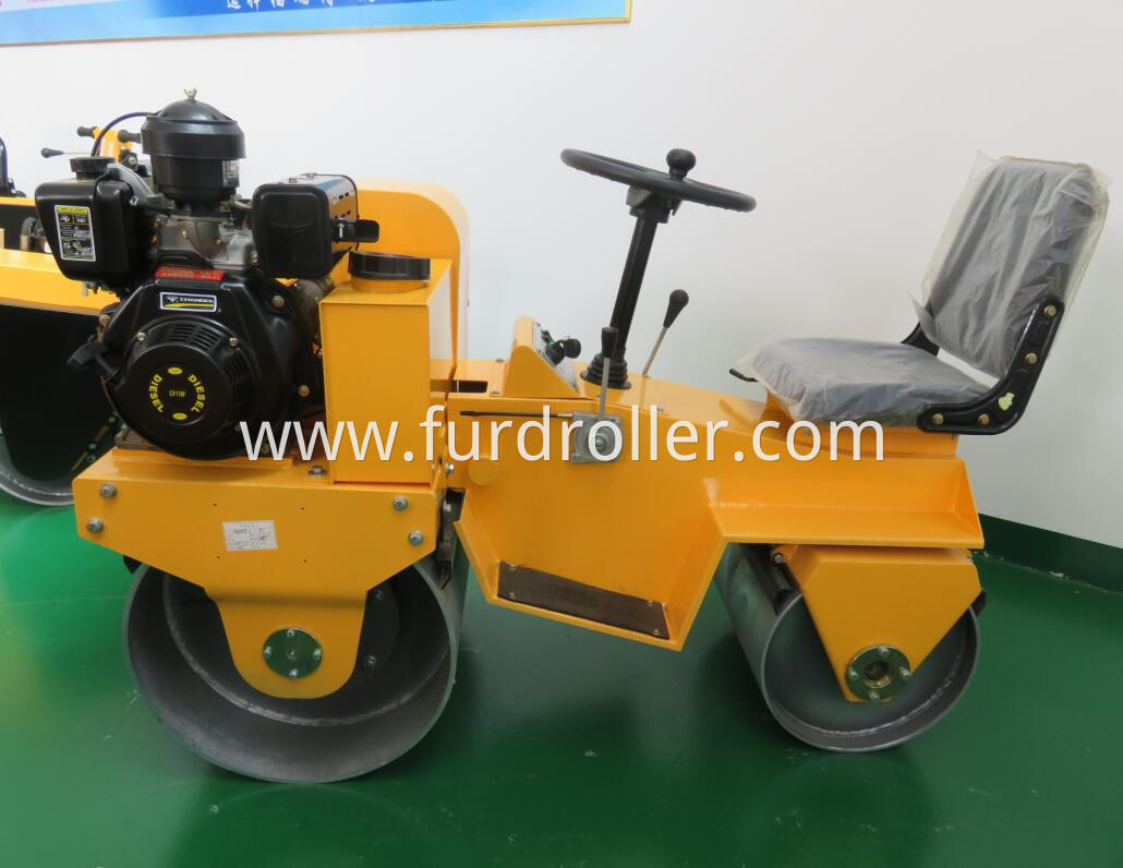 mini road roller